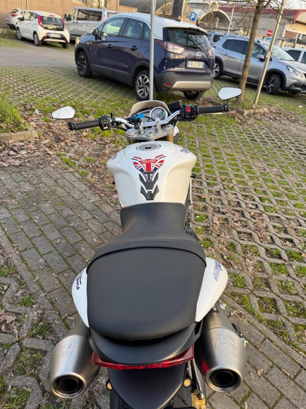 Triumph Street Triple R (2009 - 12) (9)