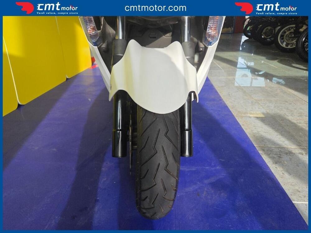 Kymco K-Xct 300i ABS (2012 - 17) (8)