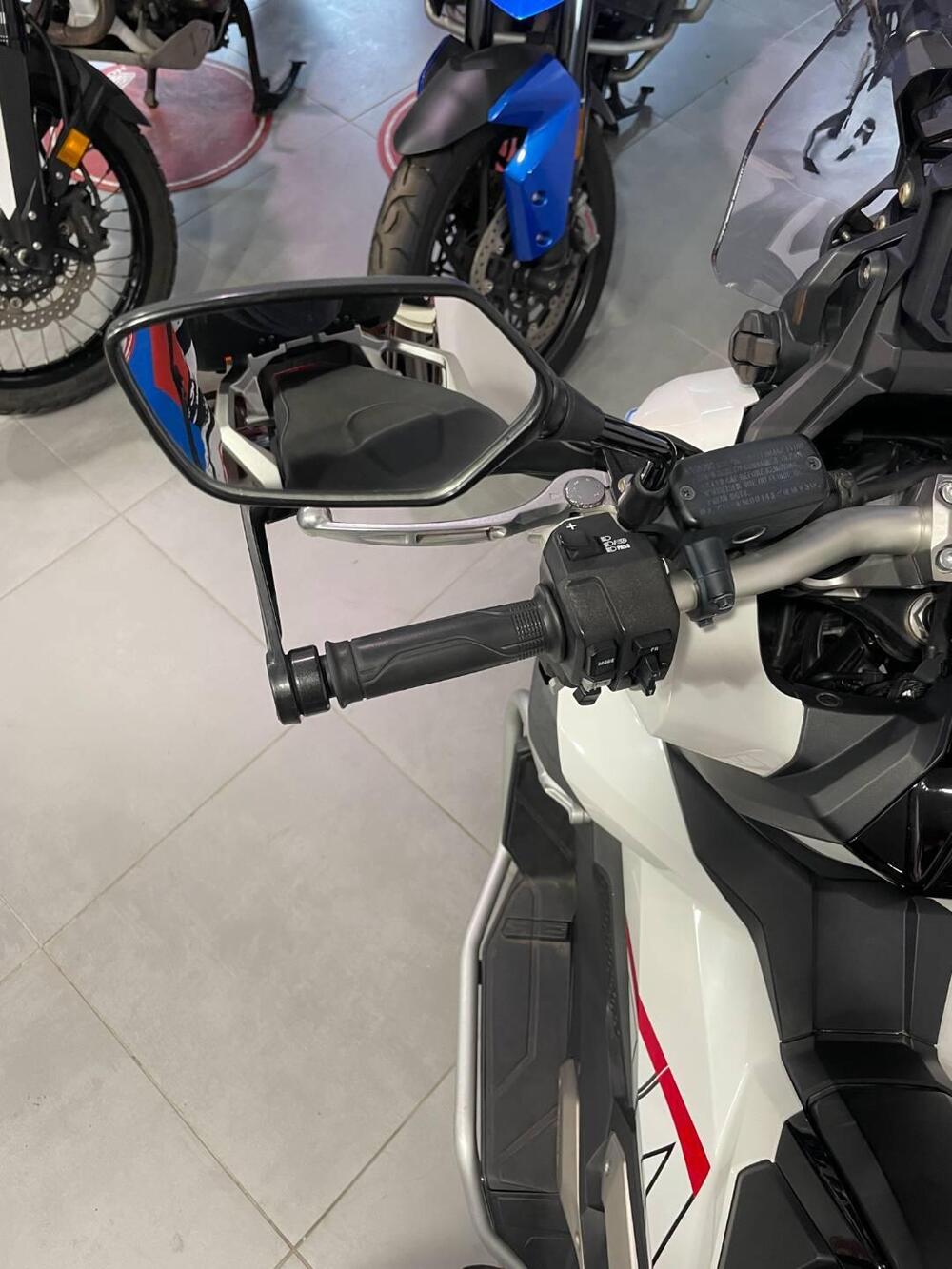 Honda X-ADV 750 DCT Gravel (2021 - 24) (13)