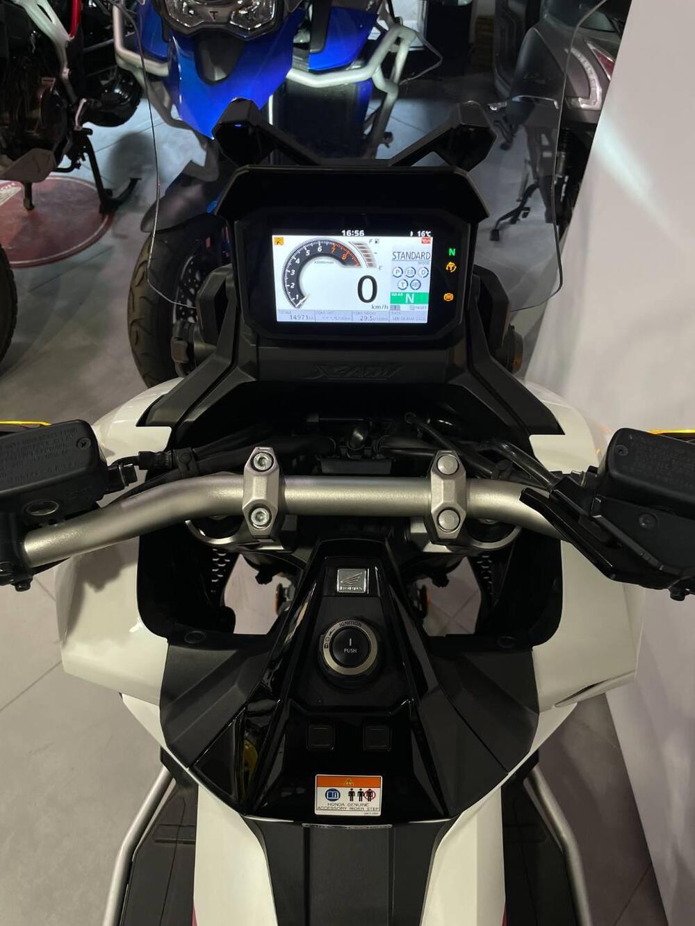 Honda X-ADV 750 DCT Gravel (2021 - 24) (14)