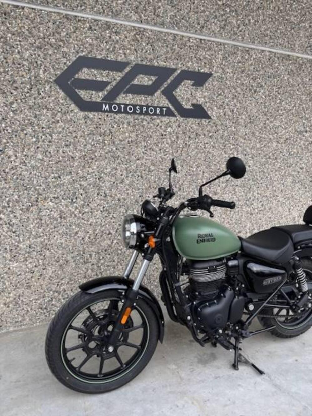 Royal Enfield Meteor 350 (2021 - 26) (15)