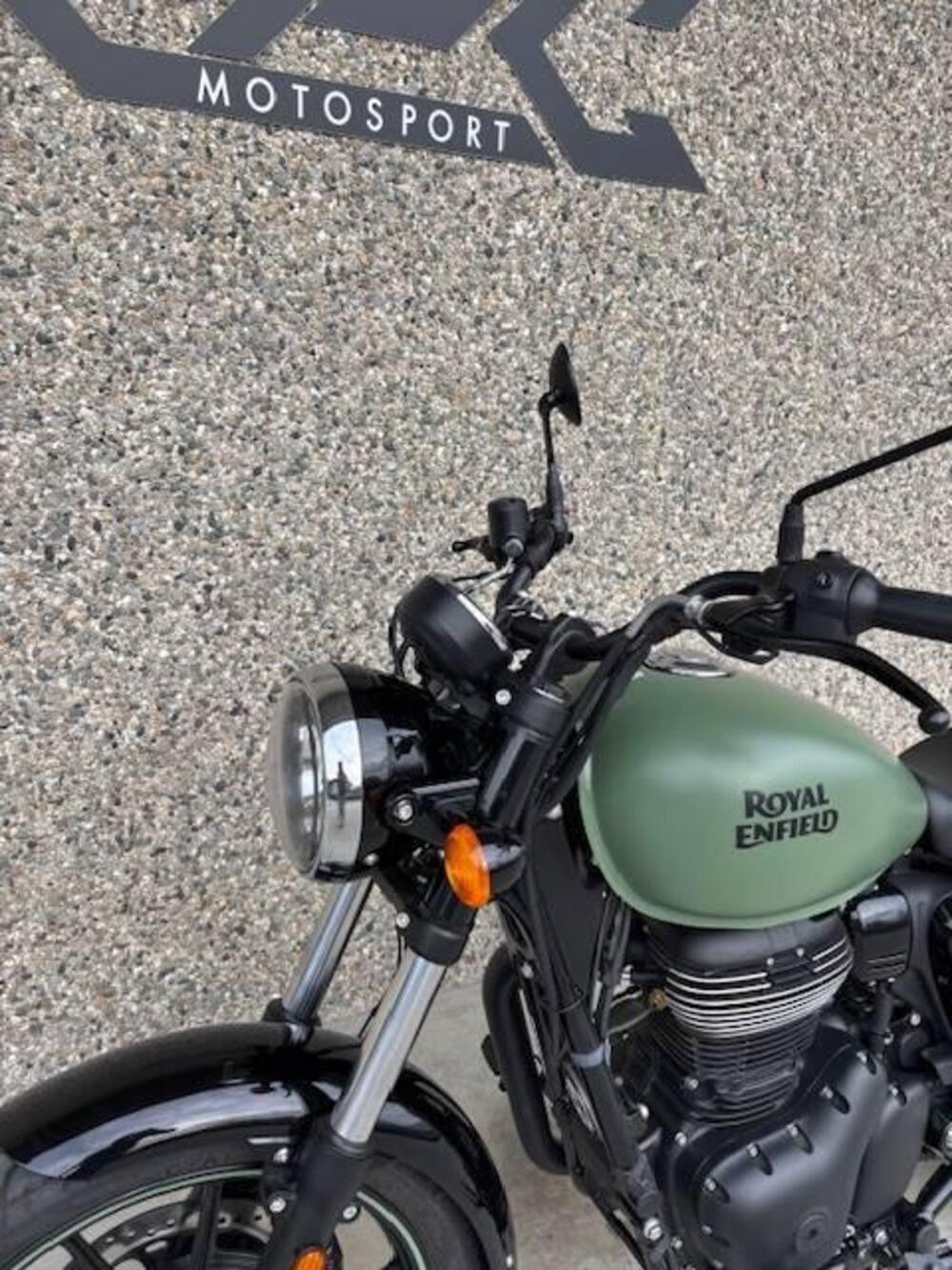 Royal Enfield Meteor 350 (2021 - 26) (16)