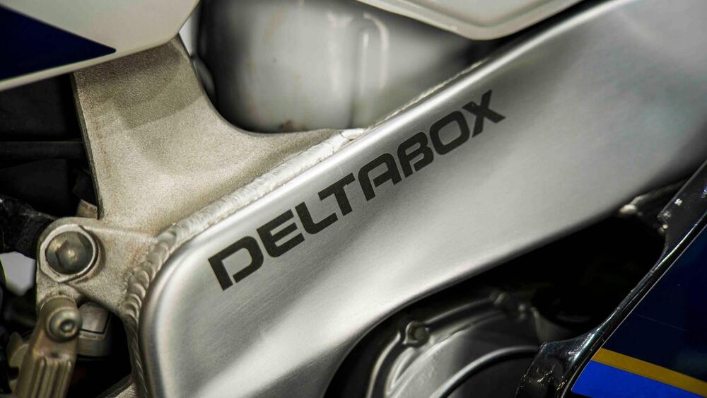 Yamaha FZR 1000 Exup (1989 - 90) (12)