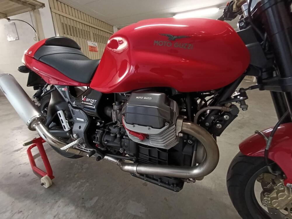 Moto Guzzi V11 Sport Naked (2002 - 05) (5)