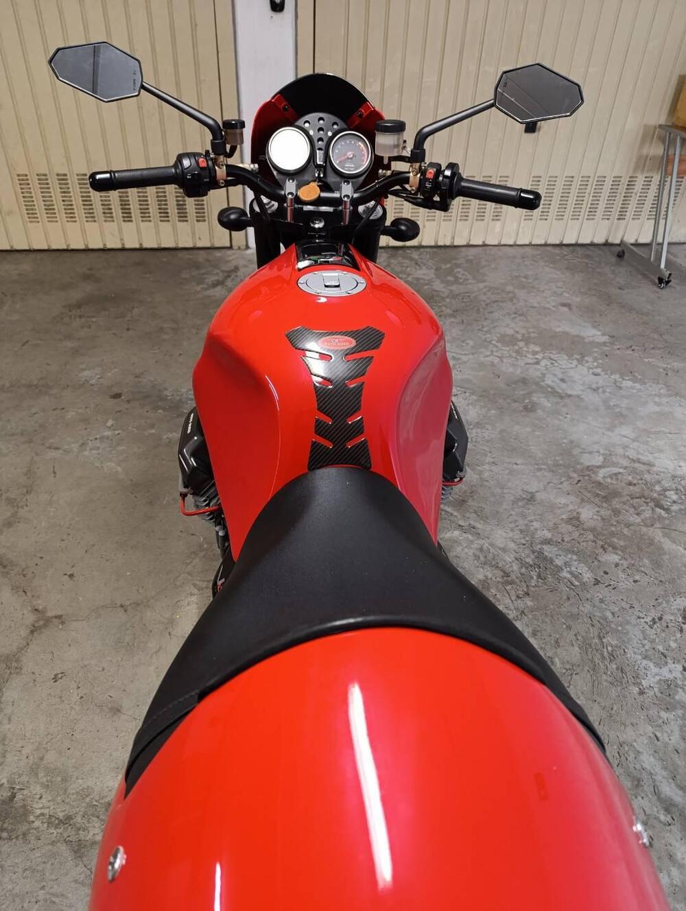 Moto Guzzi V11 Sport Naked (2002 - 05) (7)