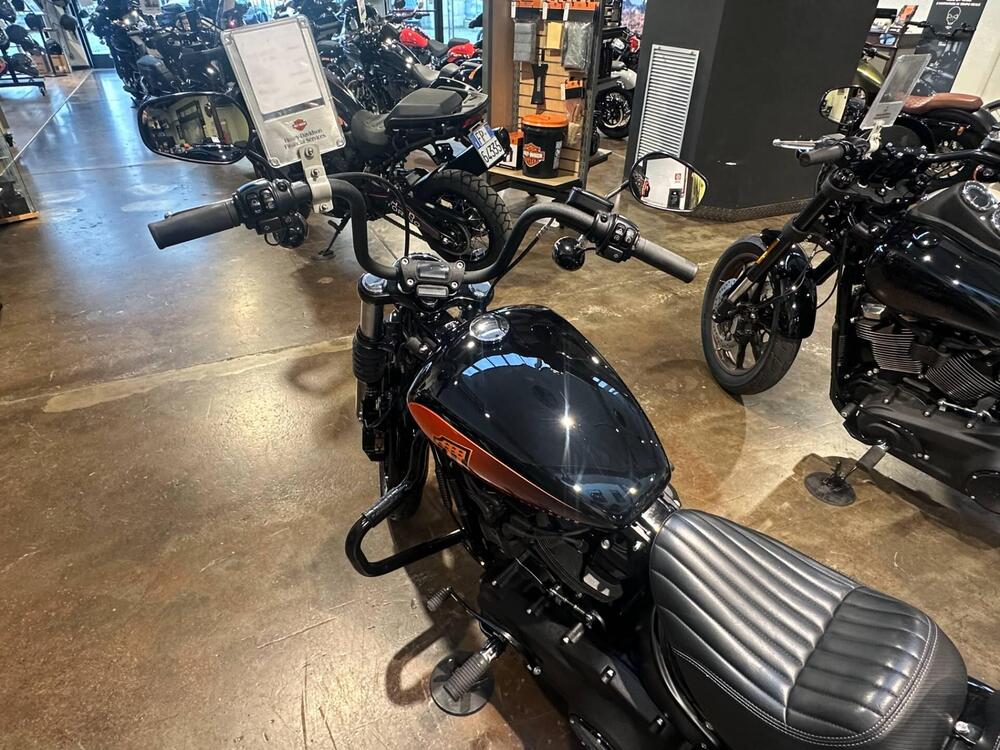 Harley-Davidson Street Bob 114 (2021 - 24) (2)