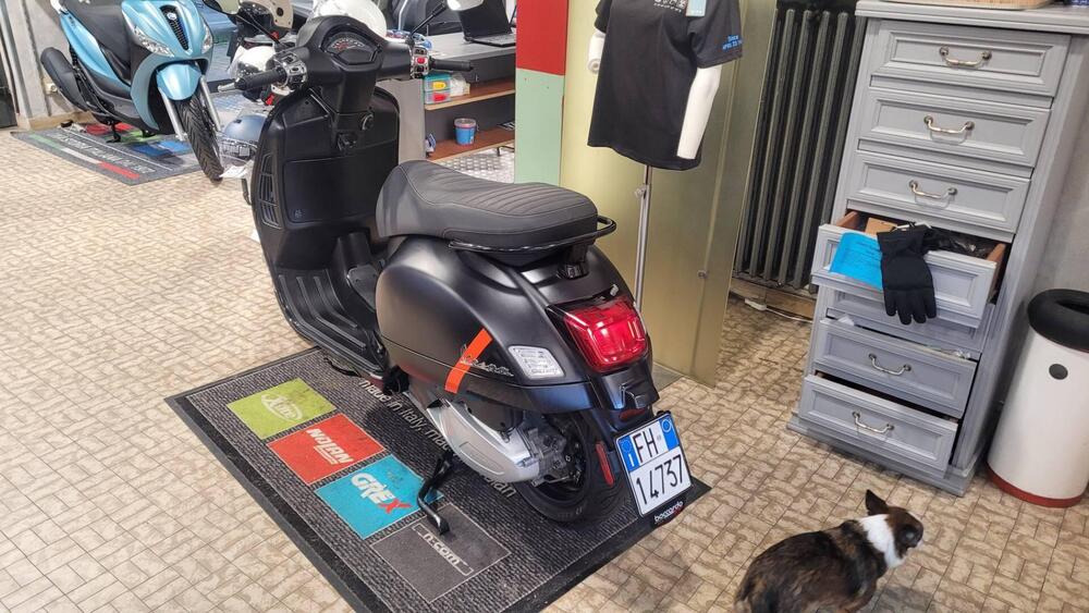 Vespa GTS 300 Super Sport (2023 - 24) (4)