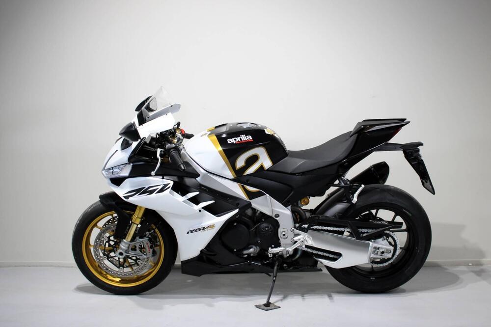 Aprilia RSV4 1100 Factory (2021 - 24) (4)