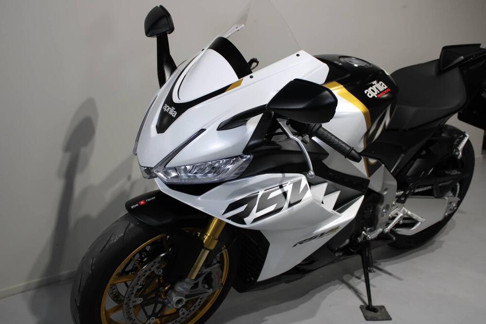 Aprilia RSV4 1100 Factory (2021 - 24) (11)