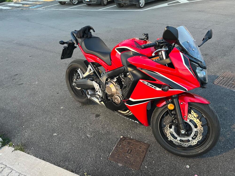 Honda CBR 650 F (2017 - 18) (4)