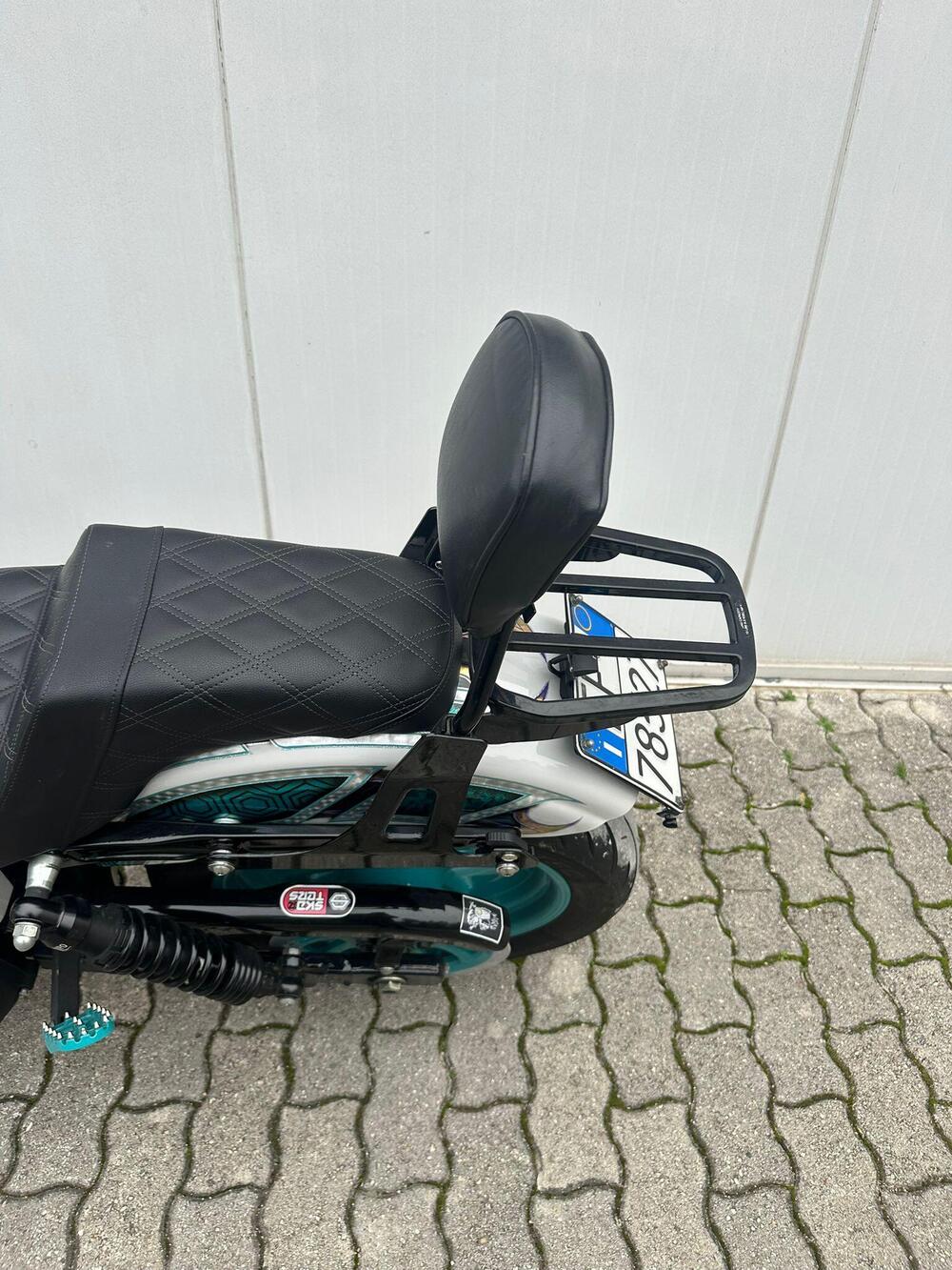 Harley-Davidson 1690 Street Bob Special (2015 - 16) - FXDB (7)