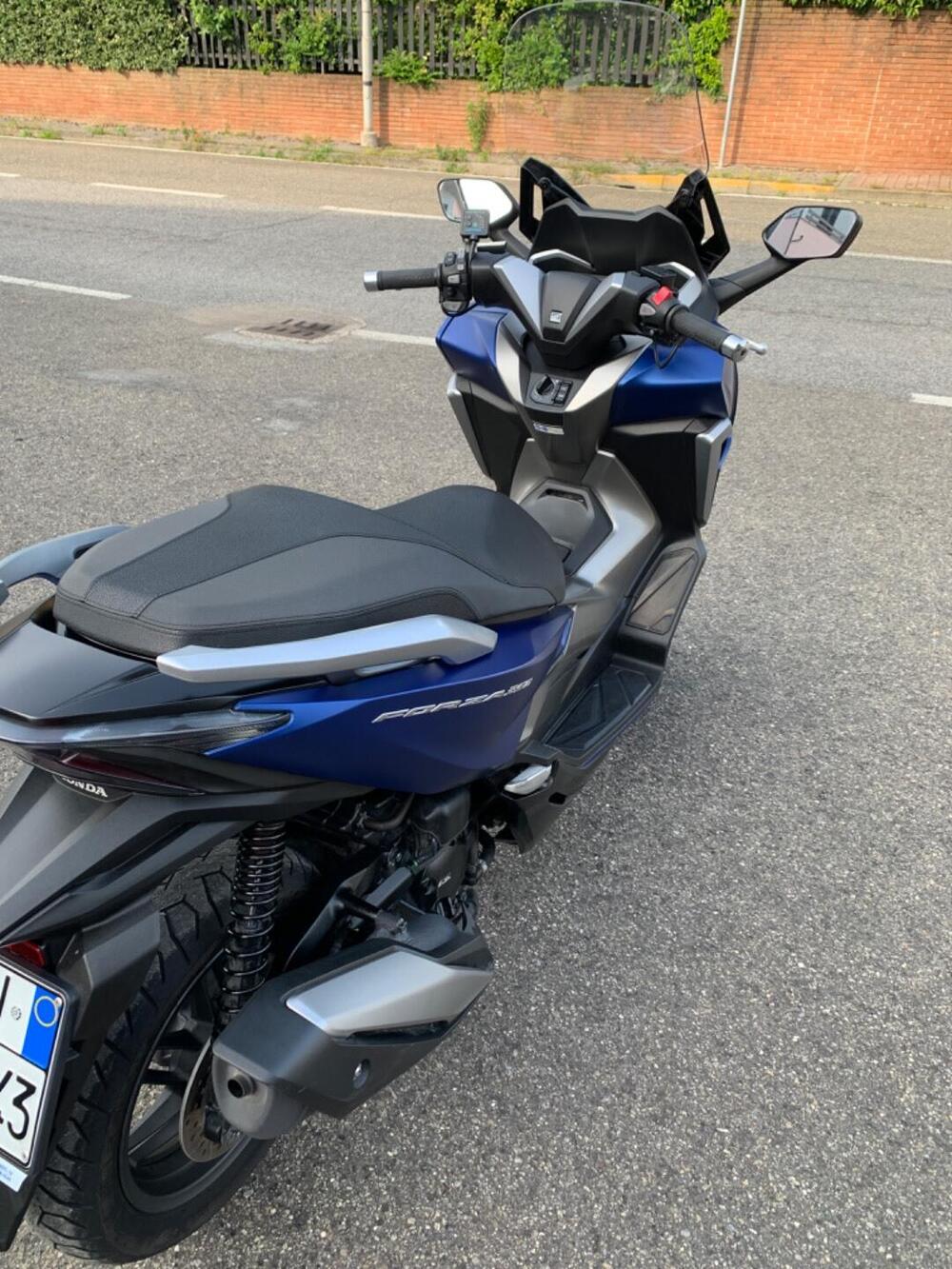 Honda Forza 350 (2022 - 24) (7)