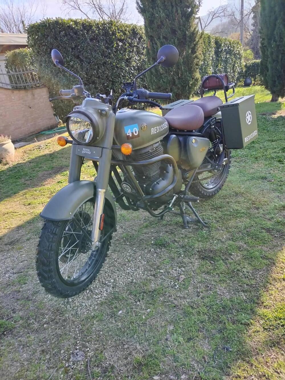 Royal Enfield Classic 350 (2021 - 26) (3)