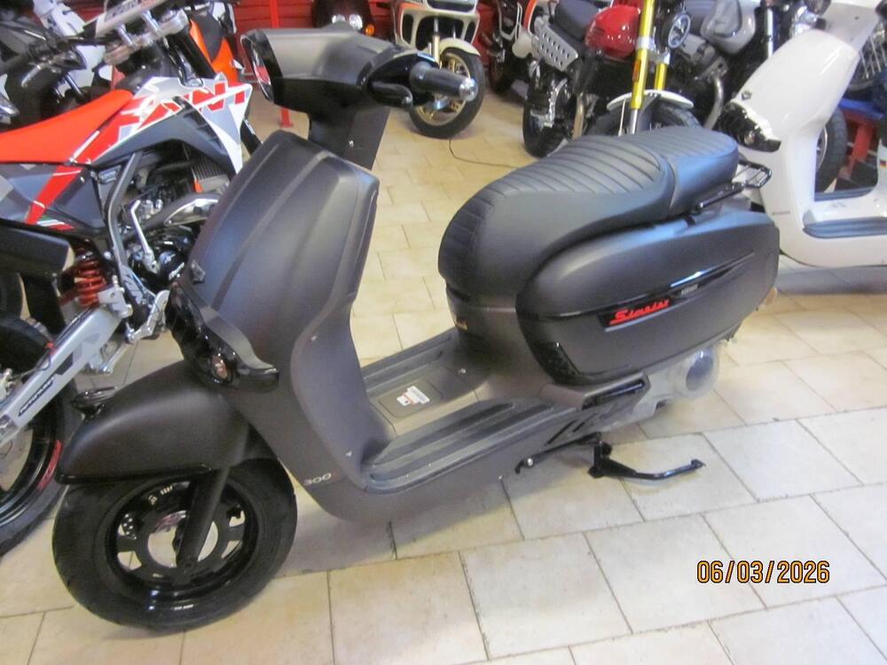 Keeway Motor Sixties 300i (2023 - 25) (8)