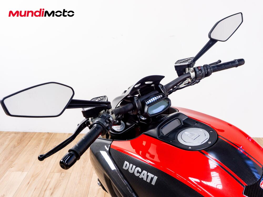 Ducati Diavel 1200 Carbon (2014 - 16) (9)
