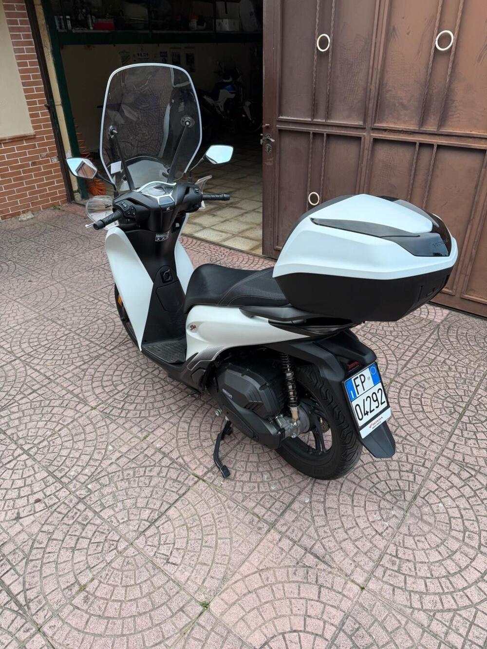 Honda SH 125i Sport (2024 - 25) (3)