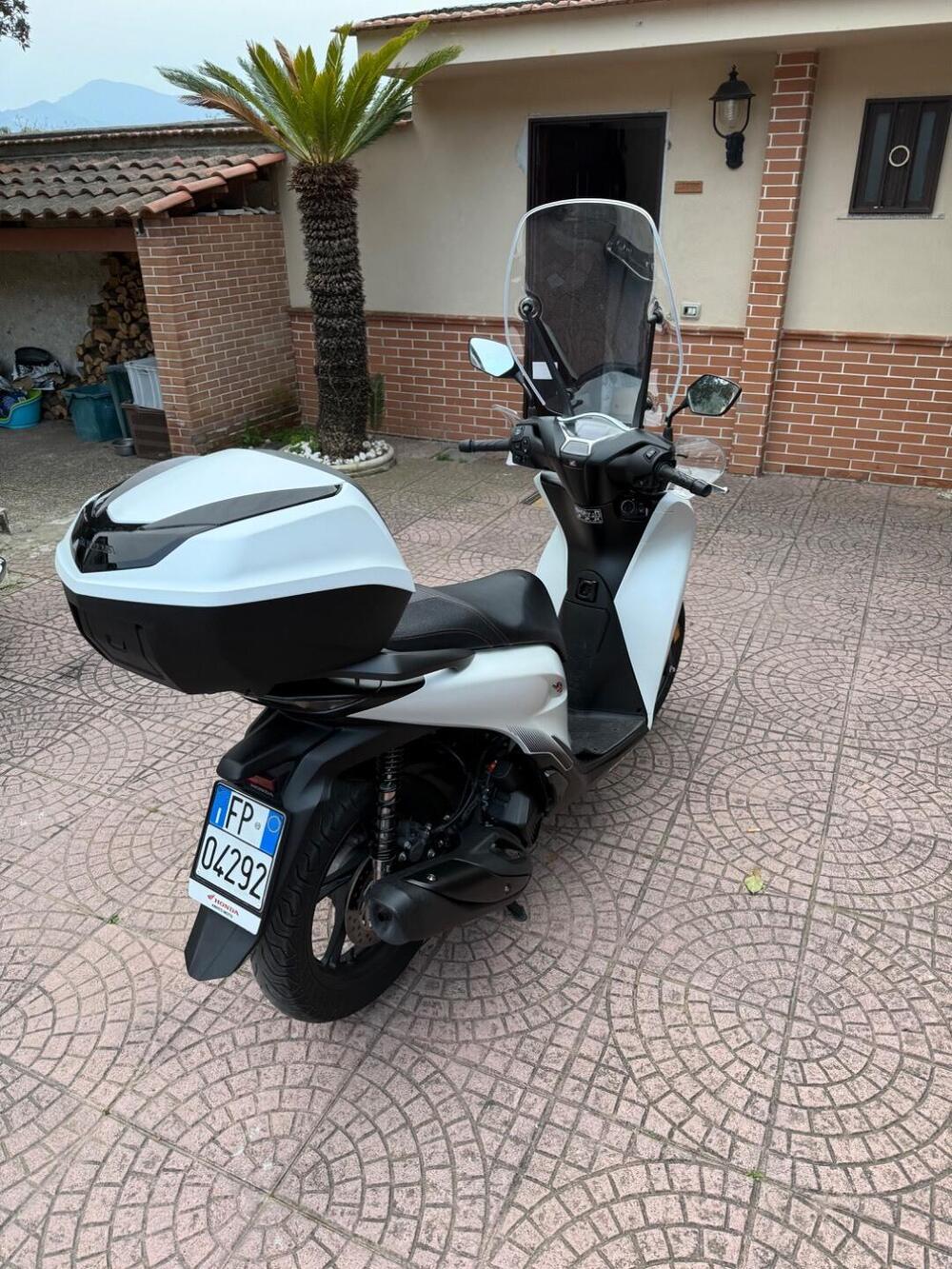 Honda SH 125i Sport (2024 - 25) (5)