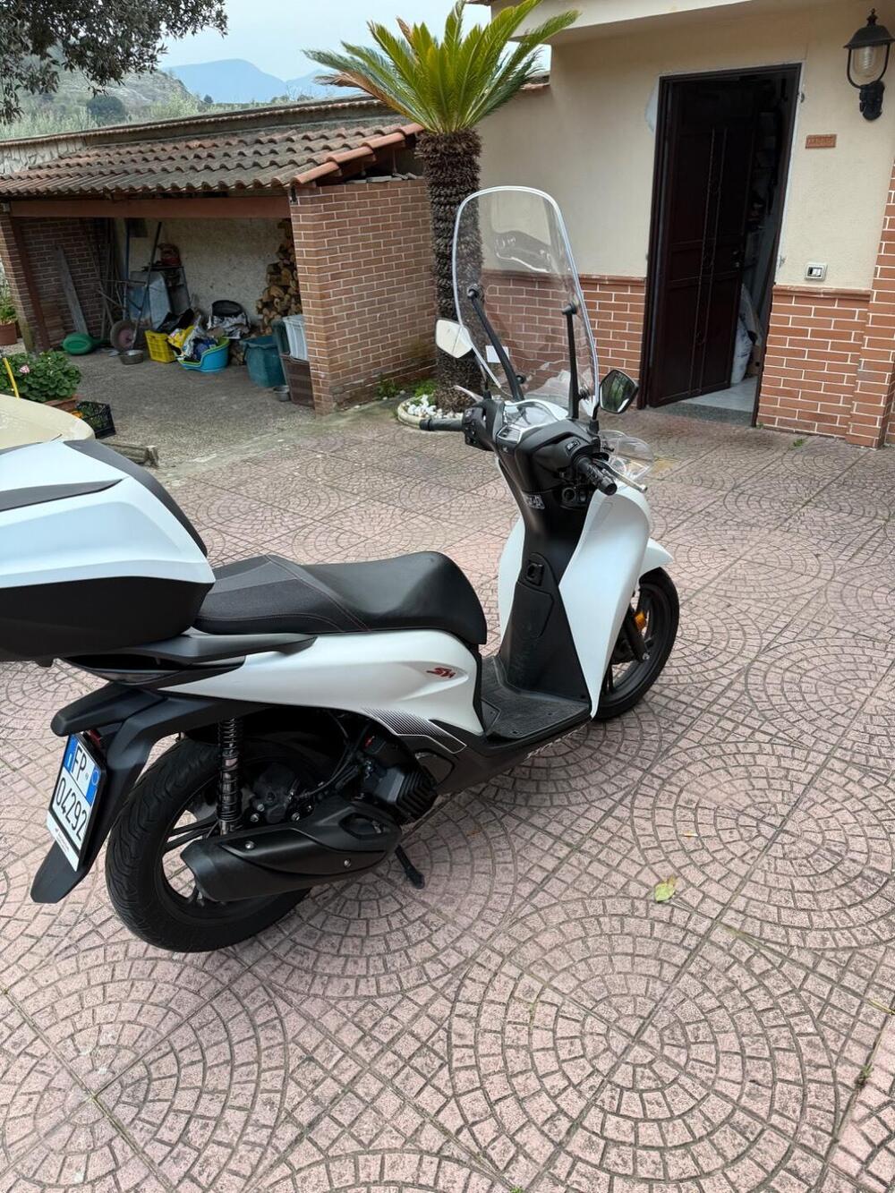 Honda SH 125i Sport (2024 - 25) (6)