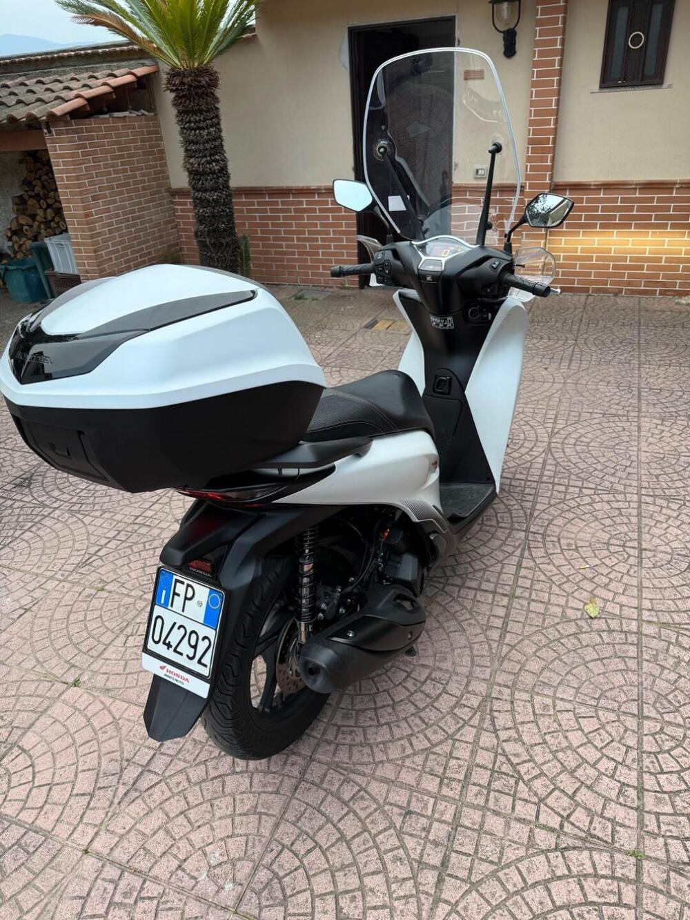 Honda SH 125i Sport (2024 - 25) (13)