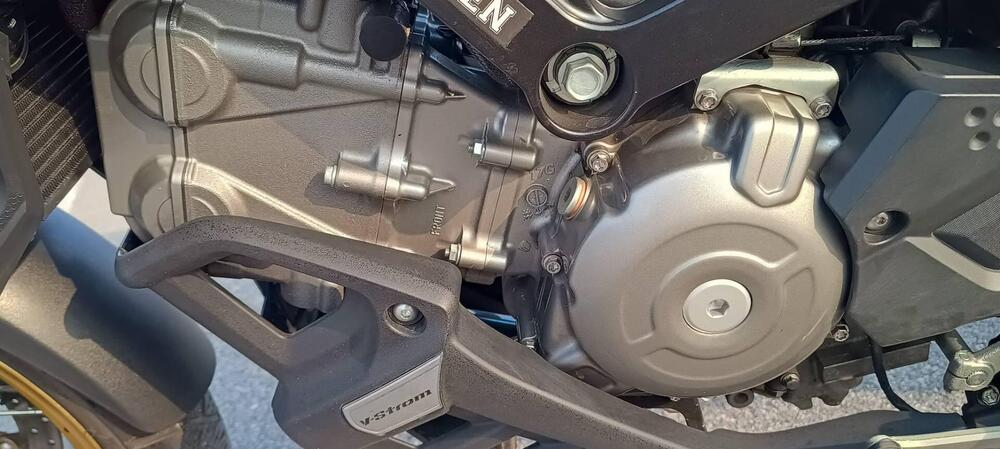 Suzuki V-Strom 650XT (2021 - 25) (8)
