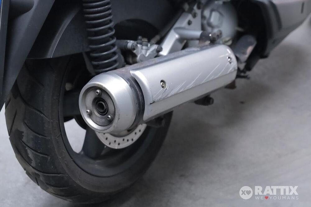 Yamaha X-Max 250 (2010 - 13) (7)