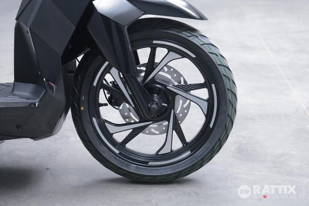 Peugeot Tweet 125 FL Active (2025 - 26) (11)