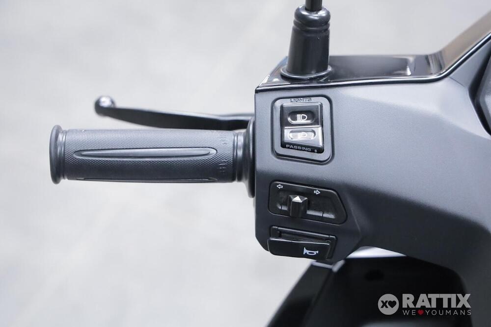 Peugeot Tweet 125 FL Active (2025 - 26) (13)