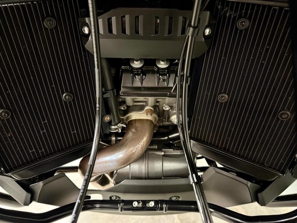 KTM 1290 Super Adventure S (2021) (8)