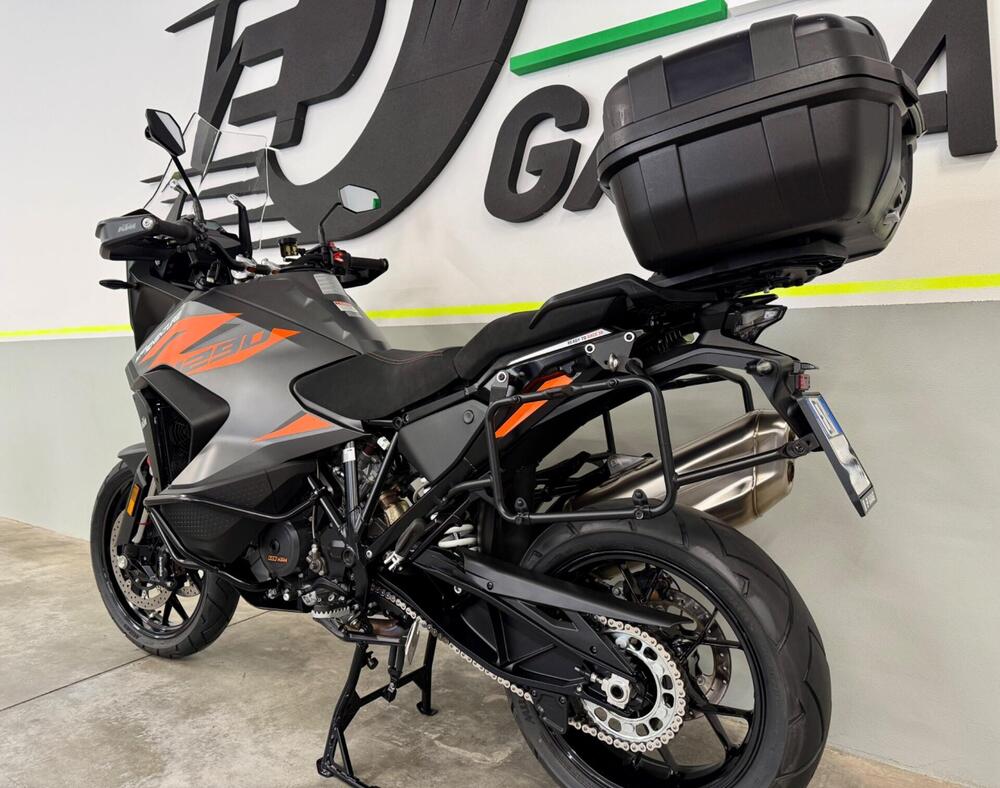 KTM 1290 Super Adventure S (2021) (15)