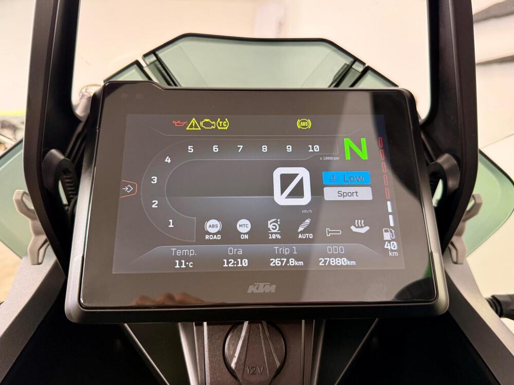 KTM 1290 Super Adventure S (2021) (17)