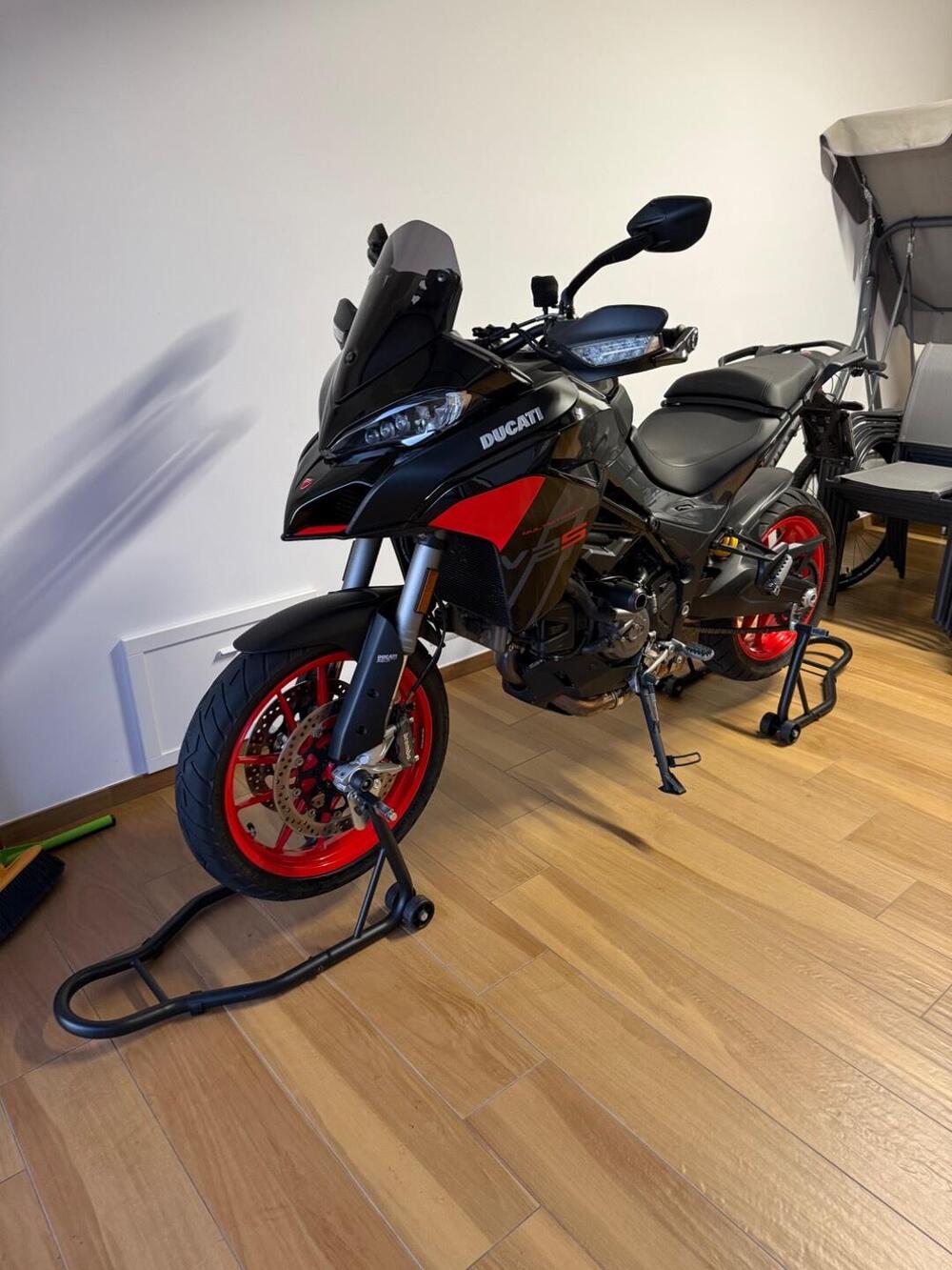 Ducati Multistrada V2 S (2022 - 24) (3)