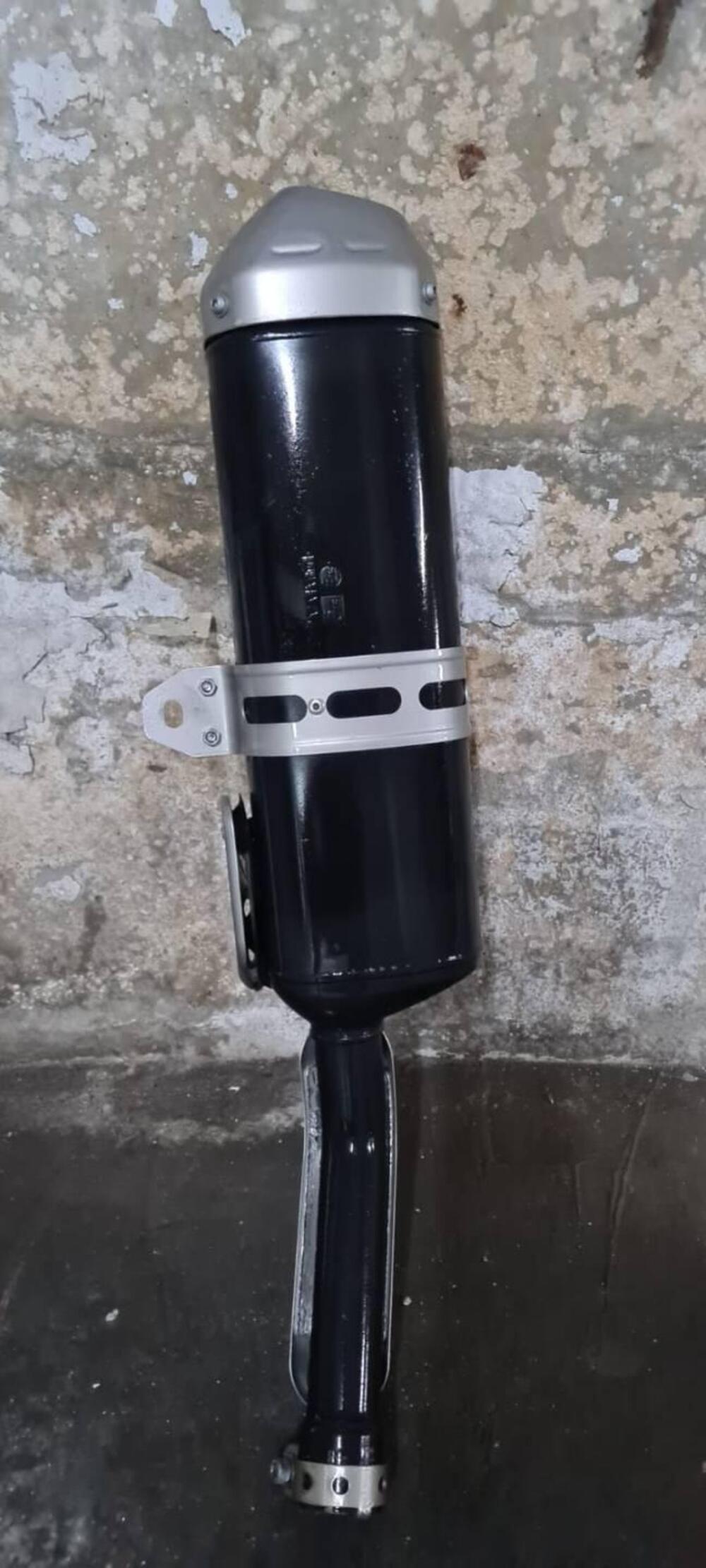 YAMAHA TENERE' 700 T7 2021SCARICO COMPLETO TERMINA