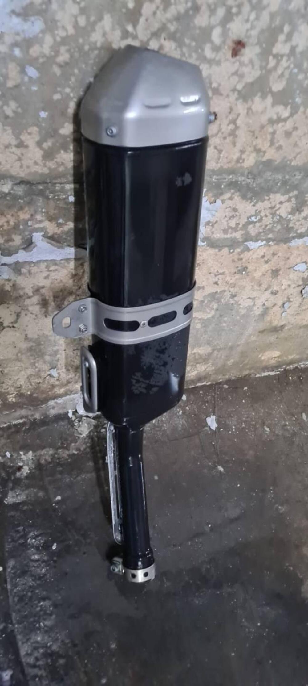 YAMAHA TENERE' 700 T7 2021SCARICO COMPLETO TERMINA (3)