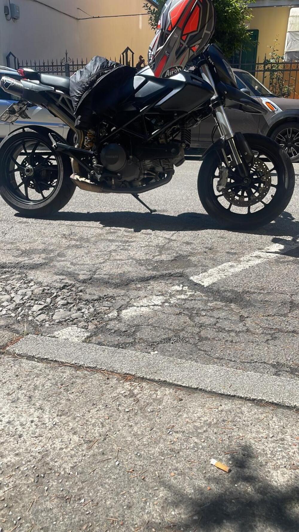 Ducati Hypermotard 796 (2012) (3)