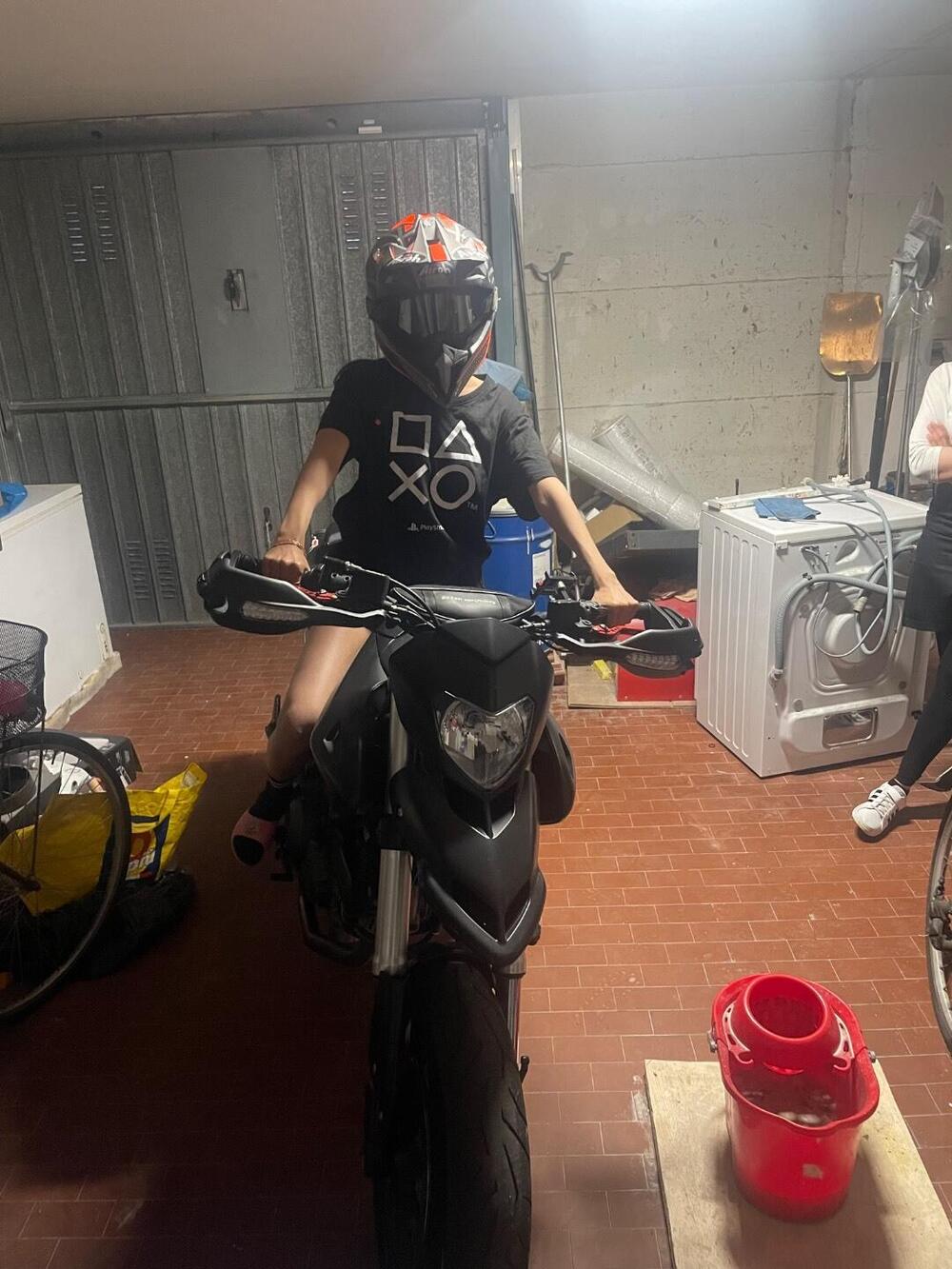 Ducati Hypermotard 796 (2012) (4)