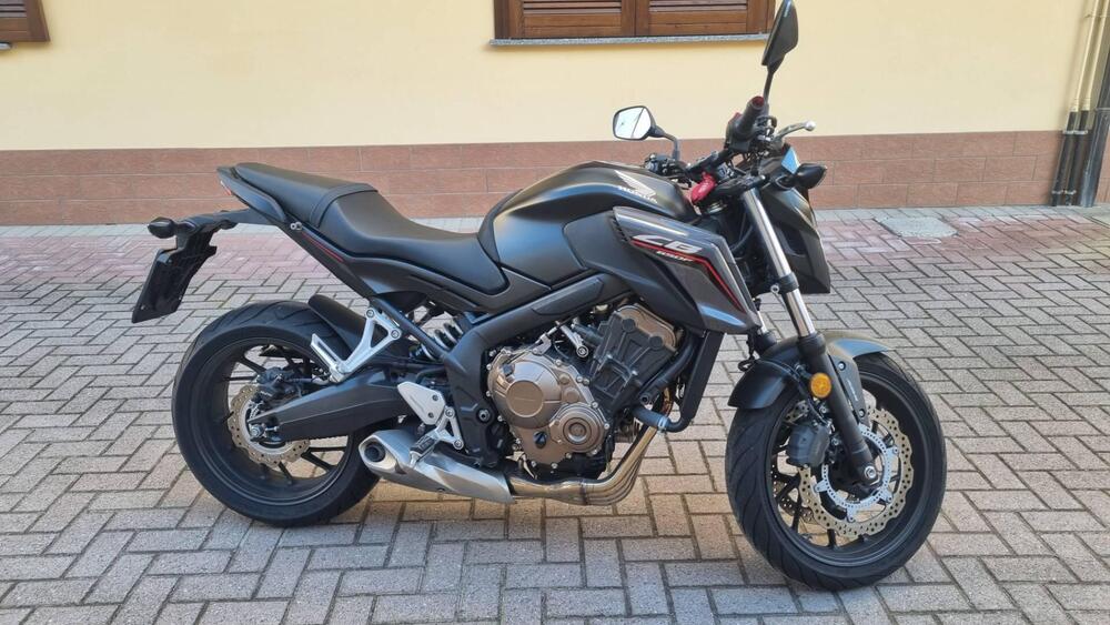 Honda CB 650 F (2017 - 18) (5)