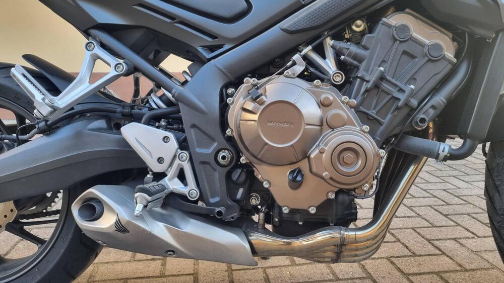 Honda CB 650 F (2017 - 18) (6)