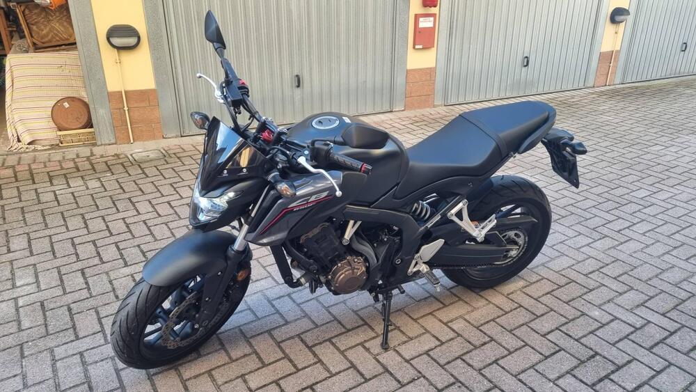 Honda CB 650 F (2017 - 18) (7)