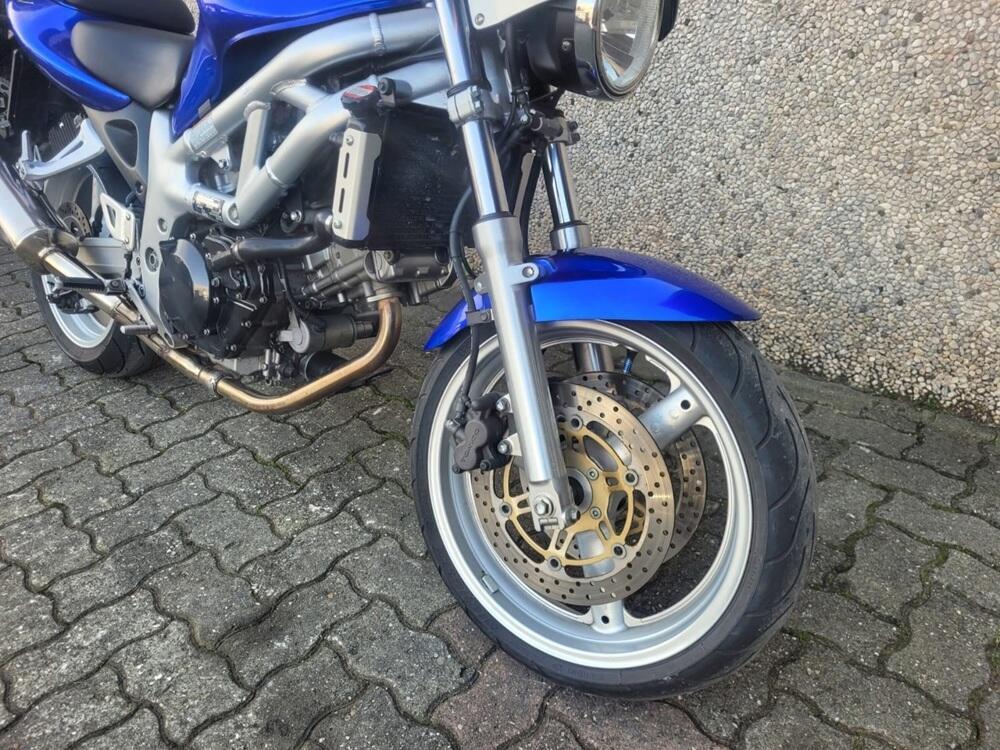 Suzuki SV 650 (1999 - 02) (7)