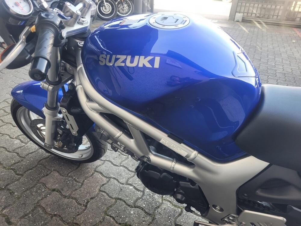 Suzuki SV 650 (1999 - 02) (2)