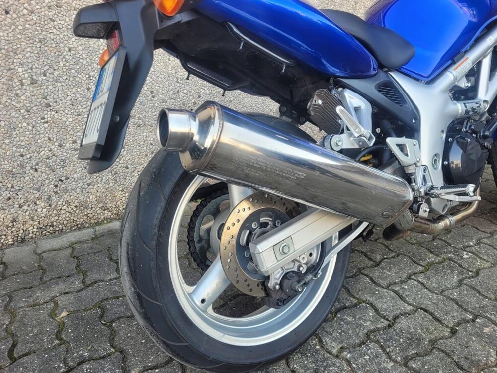 Suzuki SV 650 (1999 - 02) (8)