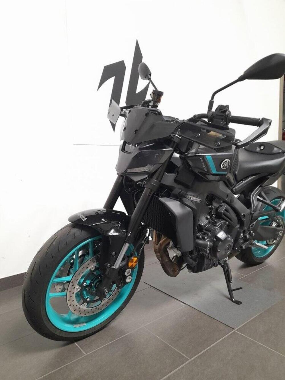 Yamaha MT-09 (2024 - 26) (2)