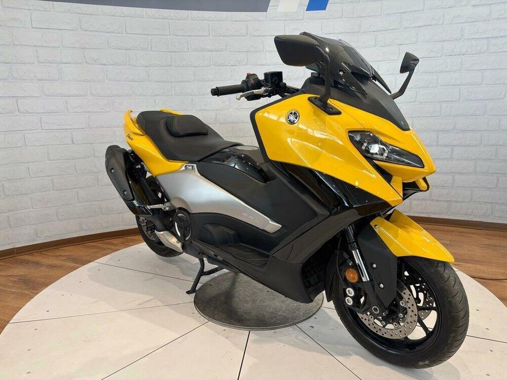 Yamaha T-Max 560 (2022 - 24) (12)