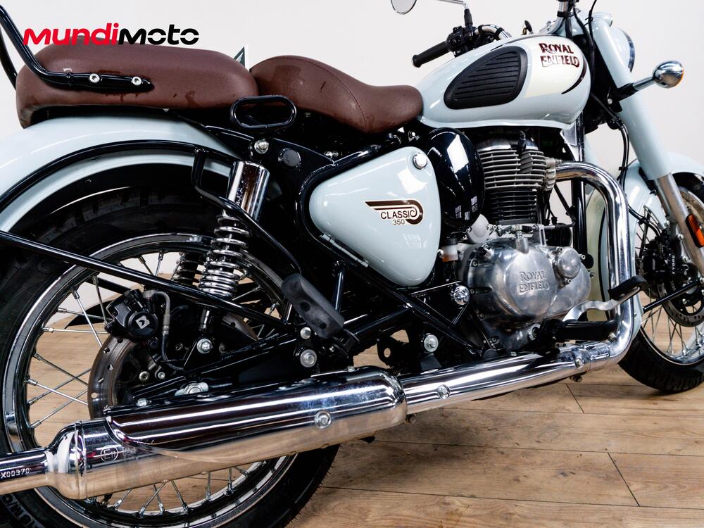 Royal Enfield Classic 350 (2021 - 26) (4)