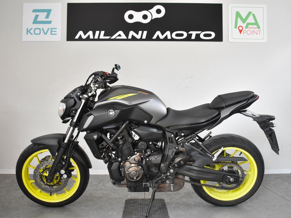 Yamaha MT-07 (2017 - 18) (4)