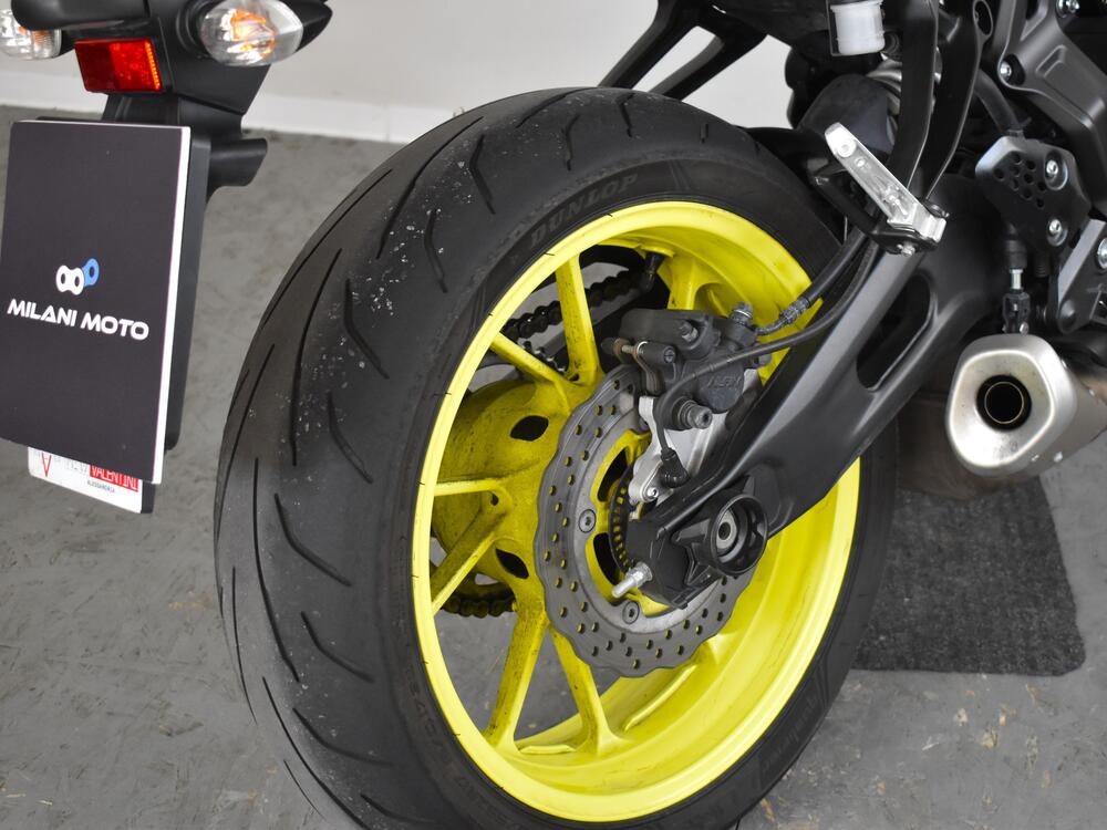 Yamaha MT-07 (2017 - 18) (8)