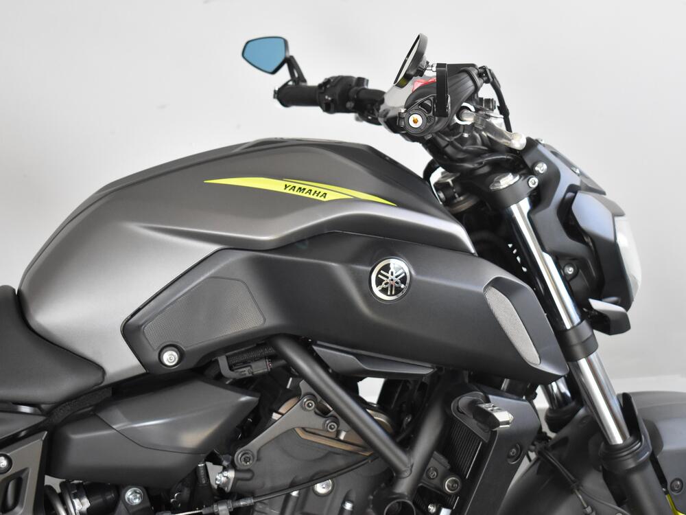 Yamaha MT-07 (2017 - 18) (10)