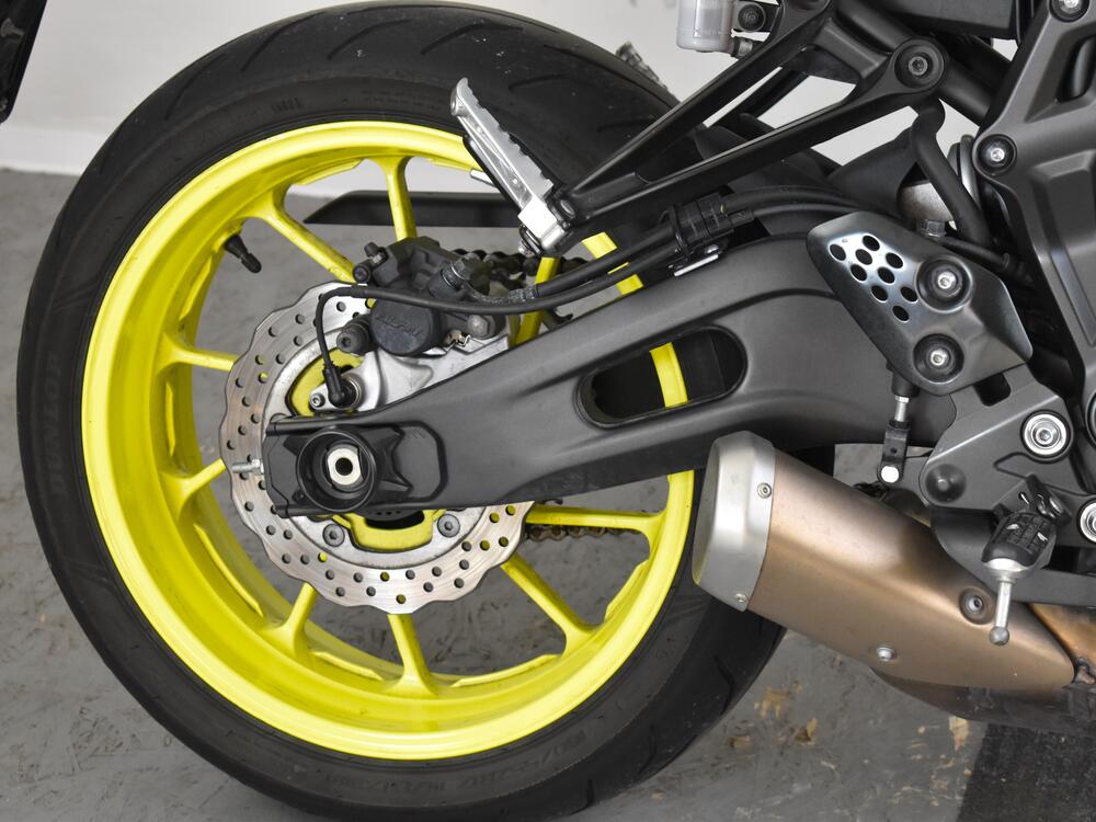 Yamaha MT-07 (2017 - 18) (13)