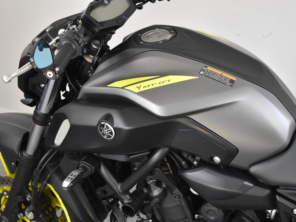 Yamaha MT-07 (2017 - 18) (17)