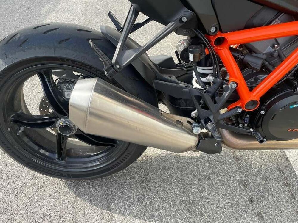 KTM 1390 Super Duke R EVO (2024 - 26) (10)
